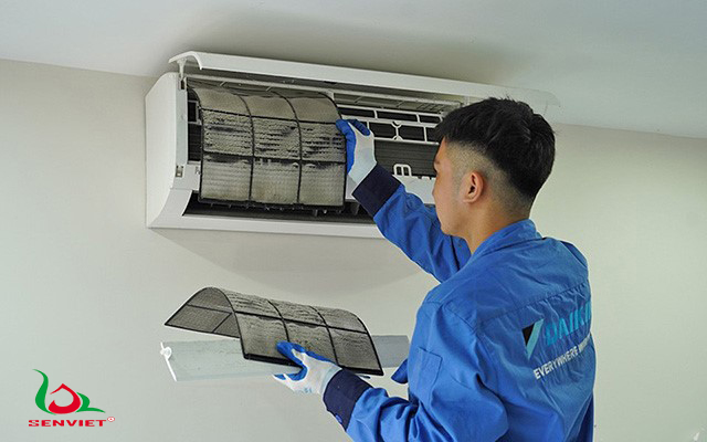 vệ sinh lưới lọc dàn lạnh