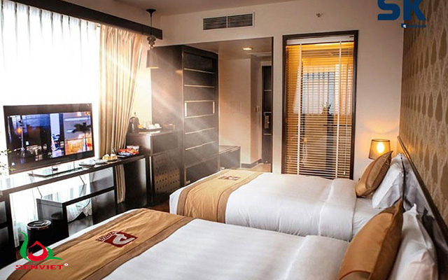 vệ sinh điều hòa của khách sạn