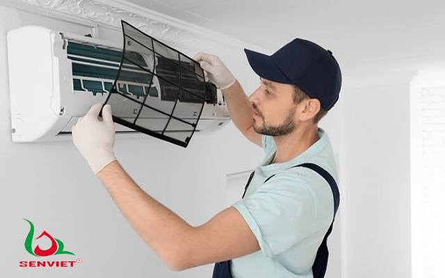 vệ sinh dàn lạnh định kì